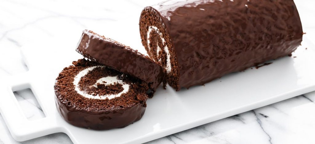 Chocolate roll cake

